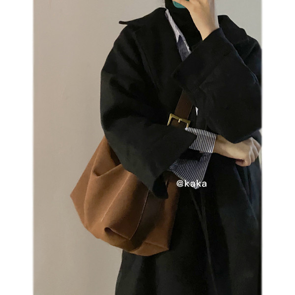 Velika ženska torba od eko kože i eko brušene kože