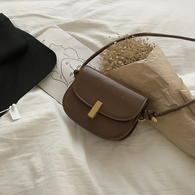 Moodne väike ökonahast kott metallist lukuga