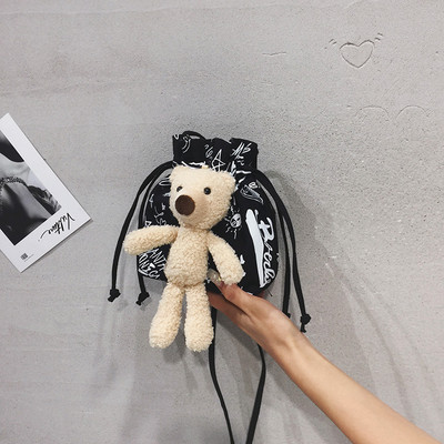 Női táska 3D váll elemmel