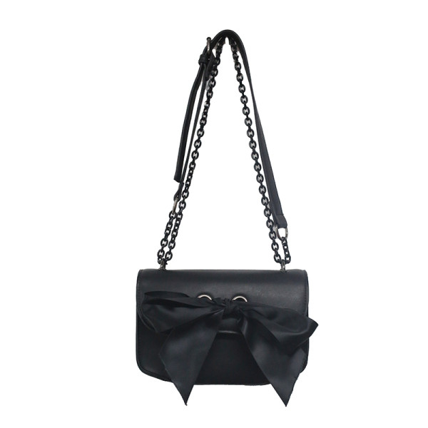 Modern kis ökobőr táska fém lánccal