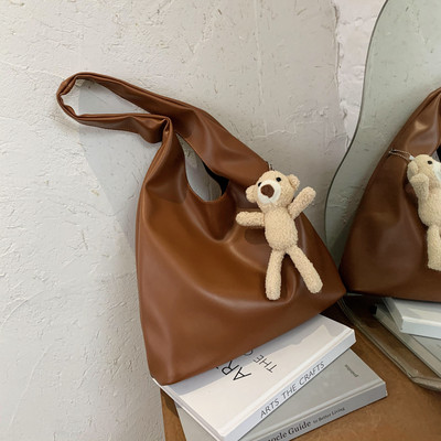 Uut mudelit naiste nahast kott plush ripatsiga