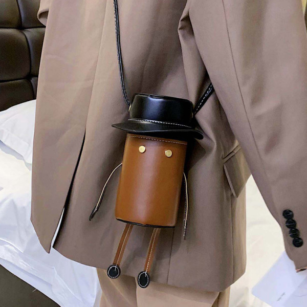 Eko bőrből készült modern női táska hosszú füllel, 3D elemekkel