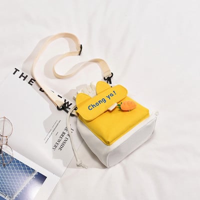 Mindennapi női textiltáska hímzéssel