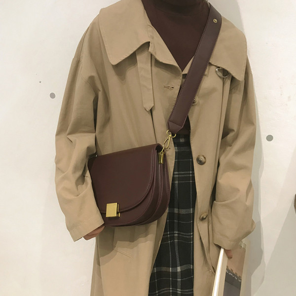 Öko-nahast moodne naiste kott metallist pandlaga