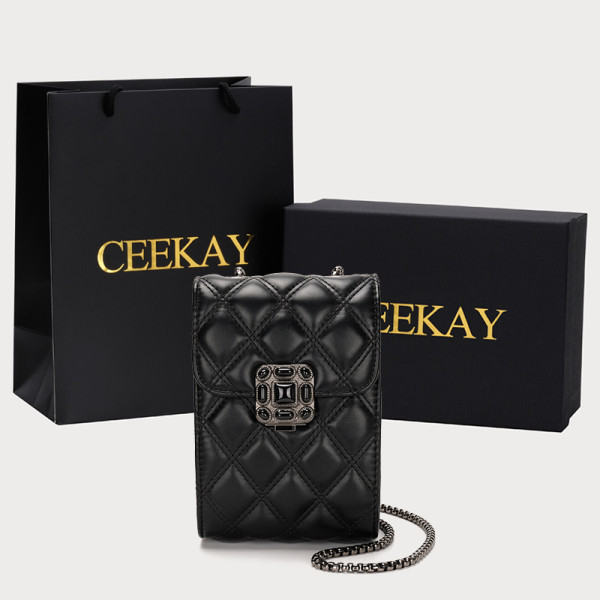 Moderna ženska kožna torba s kopčom