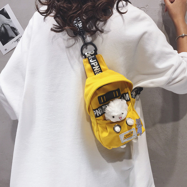 Νέα γυναικεία υφασμάτινη τσάντα με τρισδιάστατο στοιχείο