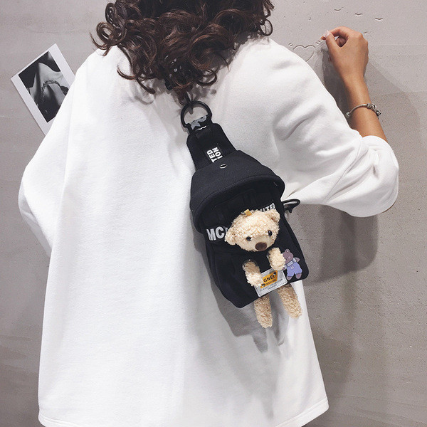 Νέα γυναικεία υφασμάτινη τσάντα με τρισδιάστατο στοιχείο