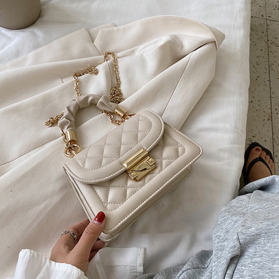 Moodne naiste kott keti ja lühikese sangaga