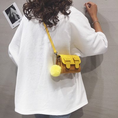 Új modell bőrtáska nőknek vállfogantyúval - két méretben