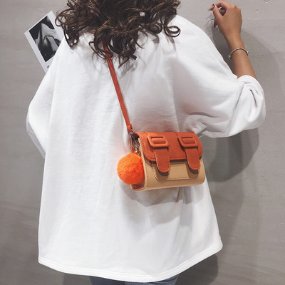 Új modell bőrtáska nőknek vállfogantyúval - két méretben