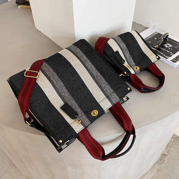 Novi model prugaste ženske platnene torbe sa dvije ručke