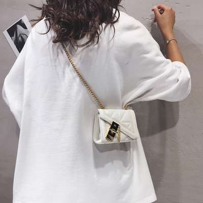 Έκο δερμάτινη τσάντα ώμου νέου μοντέλου με μεταλλική στερέωση - δύο μεγέθη