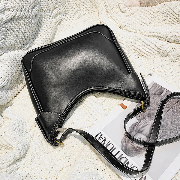 Naiste vabaaja pika sangaga nahast kott