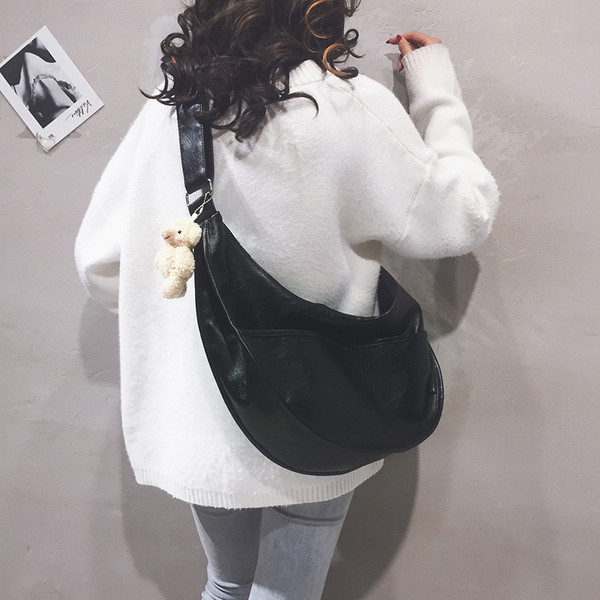 Модерна дамска чанта от изкуствена кожа -за рамо