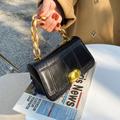 Öko bőrből készült női táska, rövid fém fogantyúval