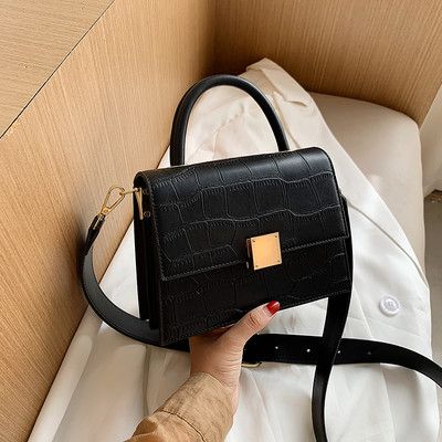 Női bőrtáska hosszú és rövid füllel, négy színben