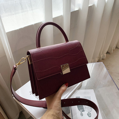 Női bőrtáska hosszú és rövid füllel, négy színben