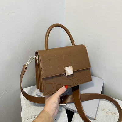 Női bőrtáska hosszú és rövid füllel, négy színben