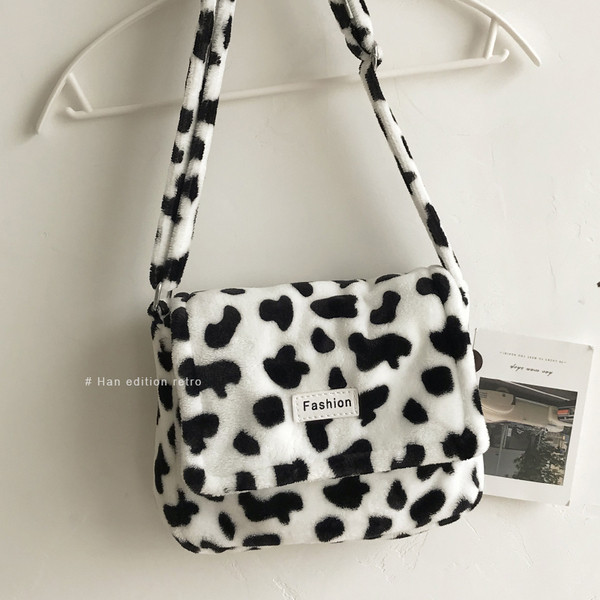 Női pehelytáska állatmintával