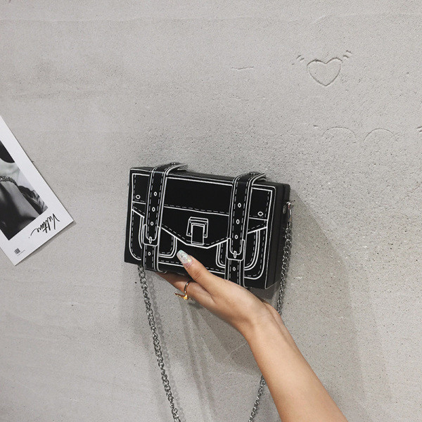 Naiste väike metallist ketiga kott