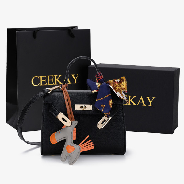 Ripatsiga nahast käekott