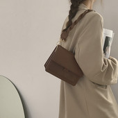 Μικρή έκο δερμάτινη τσάντα με μία λαβή