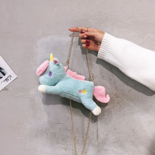 Uus mudel ponikujulisest metallist ketiga udusunnist daamikotist