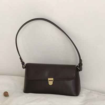 Väike ristkülikukujuline ühe sangaga ökonahast kott