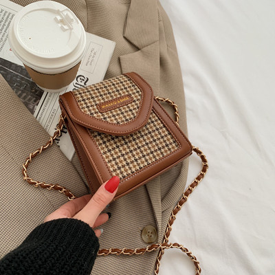 Karirana ženska torba sa dugim lancem u tri boje