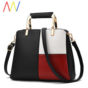 Suur kahe sangaga nahast naistekott