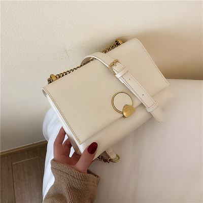 Naiste nahast kott metallist ketiga