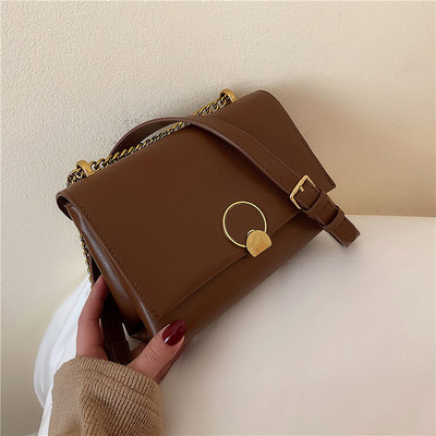 Naiste nahast kott metallist ketiga