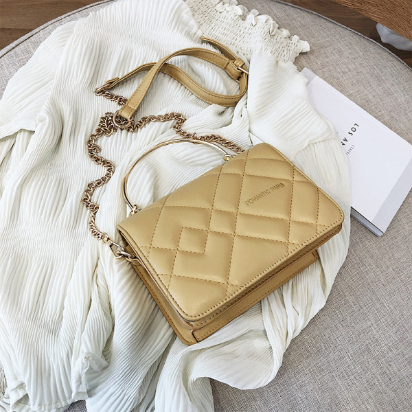 Moderna ženska kožna torba sa dvije metalne ručke