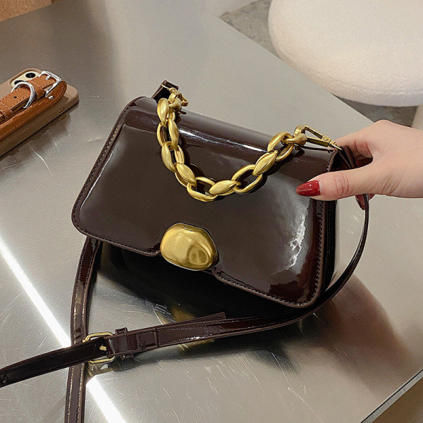 Modern női lakkbőr táska rövid és hosszú füllel