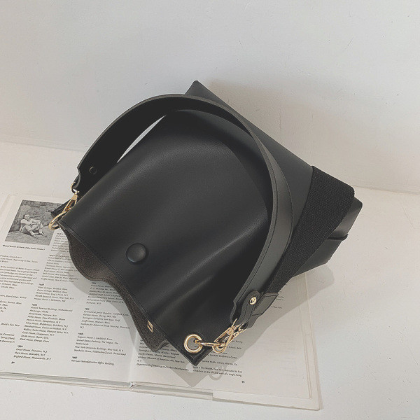 Sima modell női táska öko bőrből