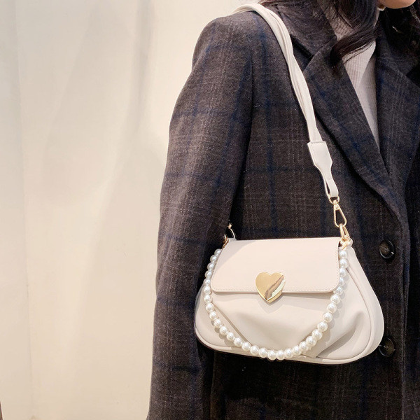 Gyöngyös női táska két füllel