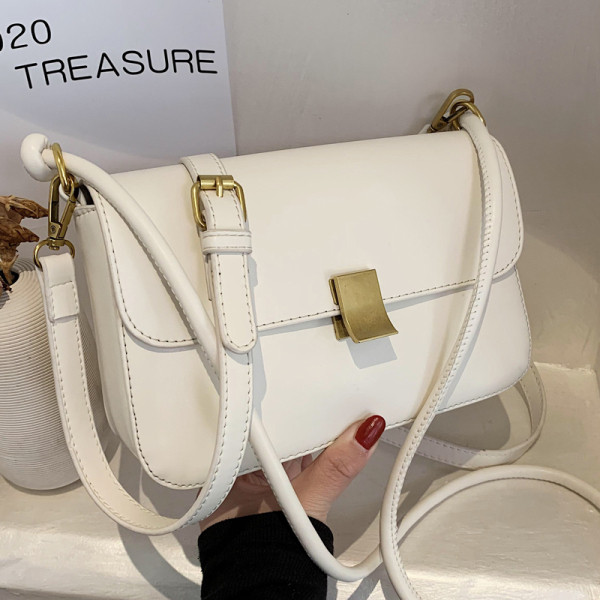 Alkalmi női táska műbőrből - többféle színben