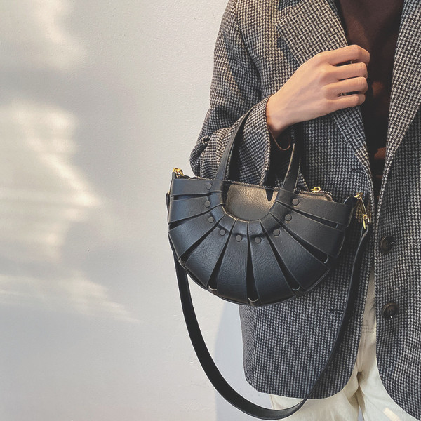 Cipzáras, hosszú fülű női táskák többféle színben