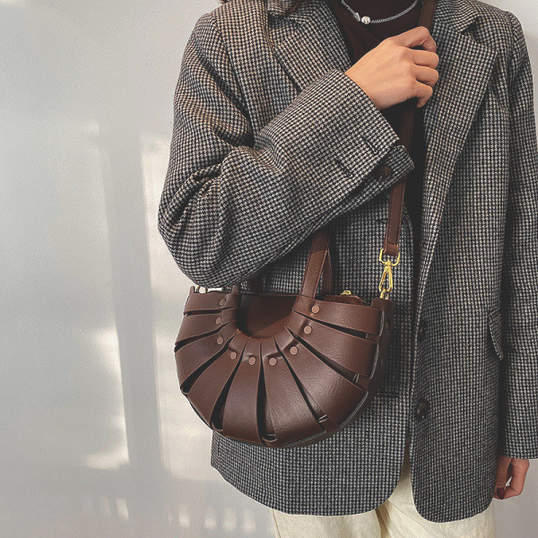 Cipzáras, hosszú fülű női táskák többféle színben