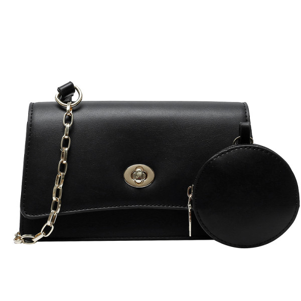 Γυναικεία τσάντα ρετρό στυλ με αξεσουάρ