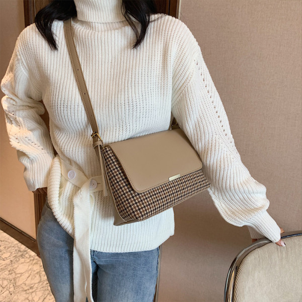 Mitmes värvitoonis vabaajakott naistele