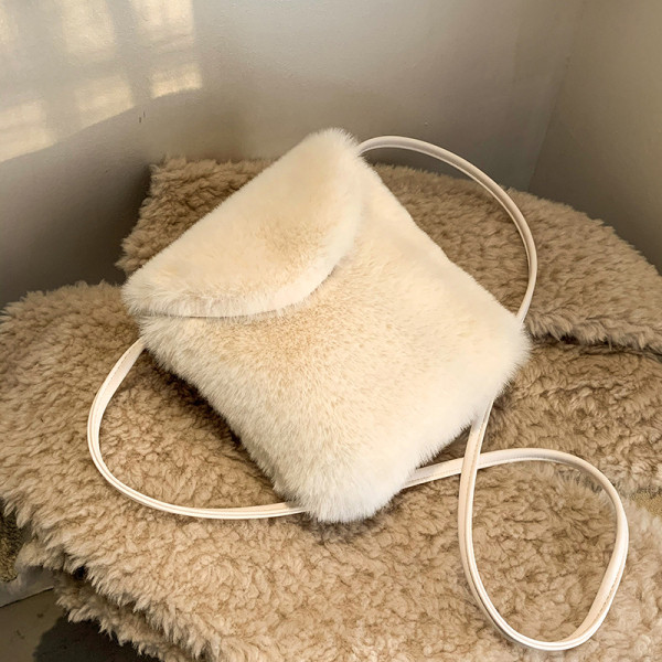 Õhukese sangaga naiste sulukott