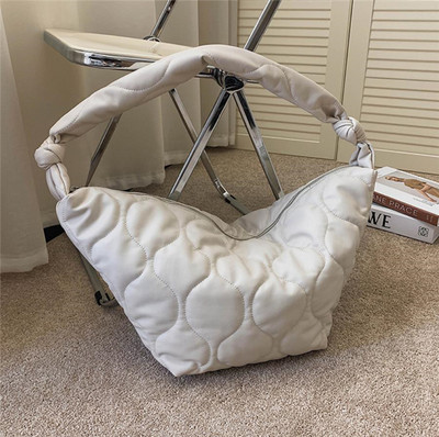 Μεγάλη τσάντα από οικολογικό δέρμα