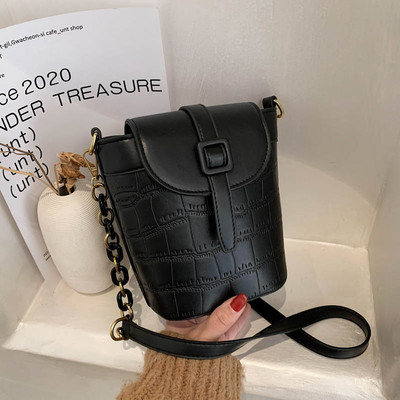 Uus mudel pandlaga naiste nahkkott - kolmes värvitoonis