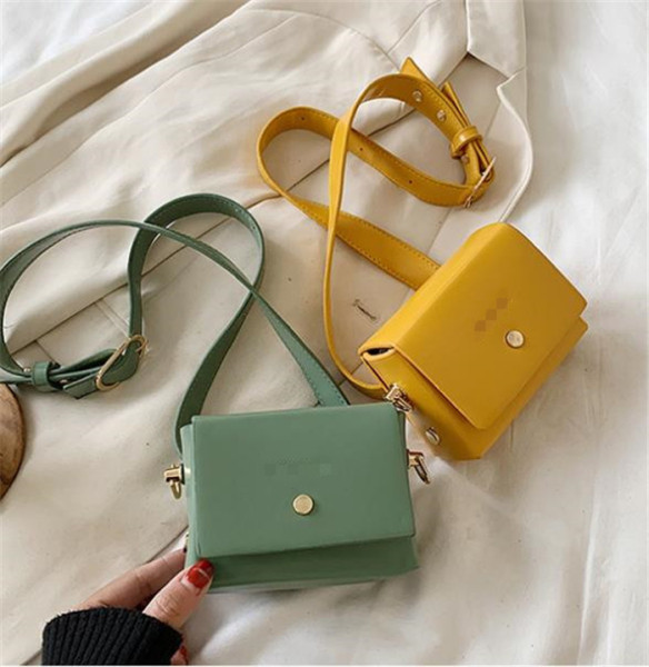 Modern kis eco-bőr deréktáska