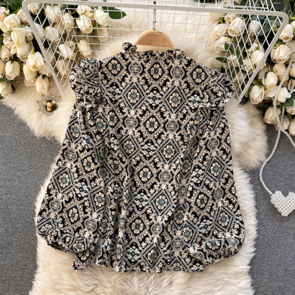 Új modell női ing magas gallérral és gombokkal