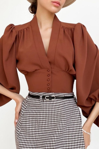 Rövid ingmodell gombokkal és puffos ujjakkal