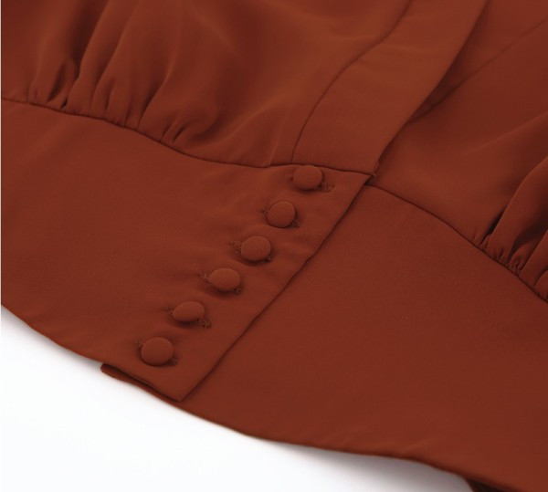 Rövid ingmodell gombokkal és puffos ujjakkal