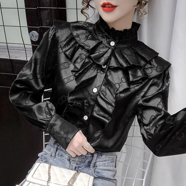 Модерна дамска риза с поло яка и къдри в черен и бял цвят