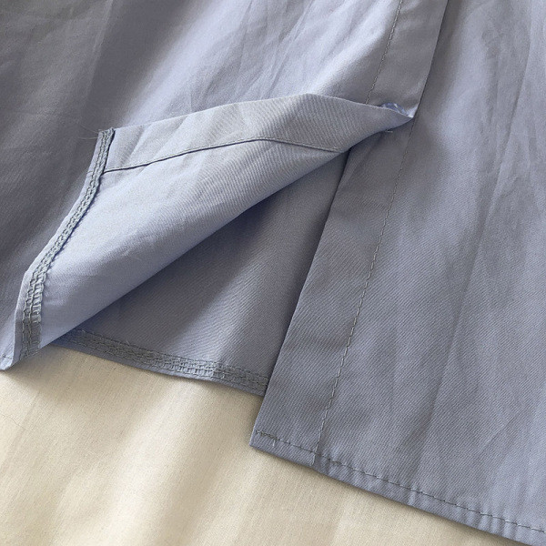 Kaasaegne ümara kaelusega ja pikkade varrukatega naiste särk